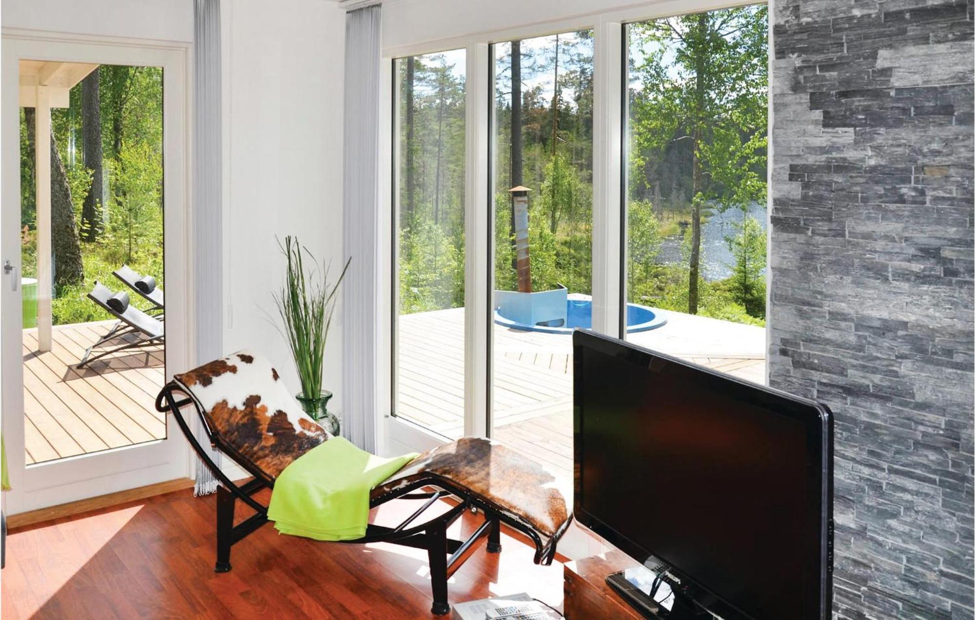 Nice Home In Sunne With Jacuzzi Alvsatern Extérieur photo
